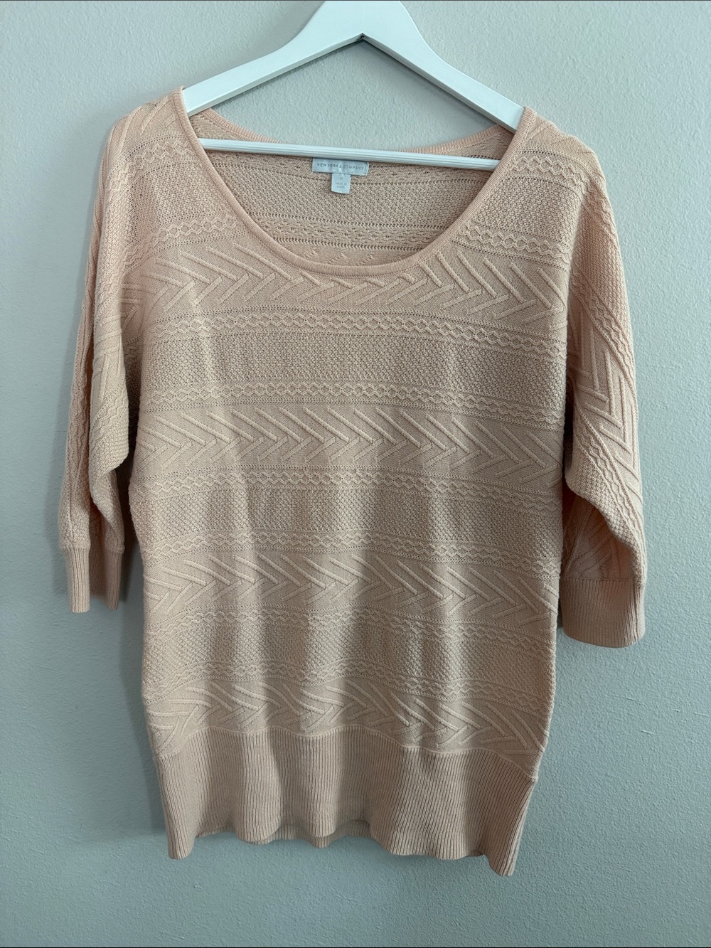 New York & Company Medium Peach Pink Short Sleeve Sweater [LP0012]